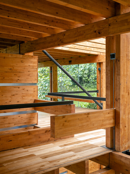 Contemporary Ecuadorian Architecture: Connecting Materials, Environment, and Culture Contemporary Ecuadorian Architecture: Connecting Materials, Environment, and Culture - Image 22 of 25