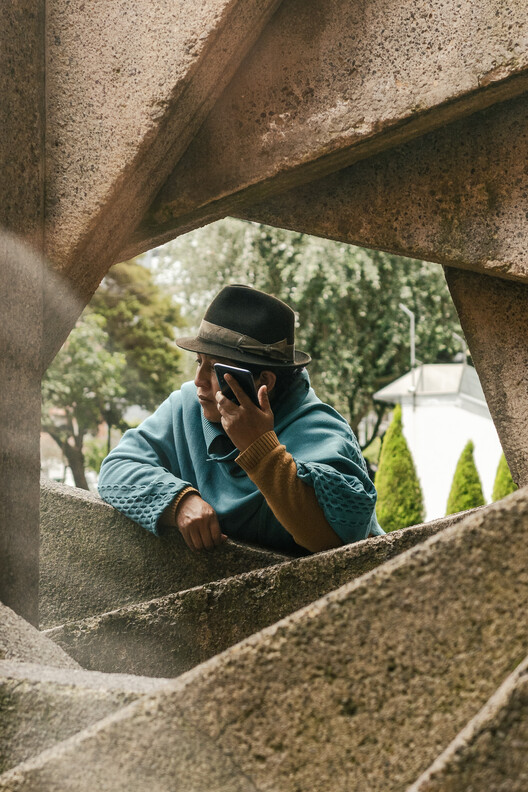 Contemporary Ecuadorian Architecture: Connecting Materials, Environment, and Culture Contemporary Ecuadorian Architecture: Connecting Materials, Environment, and Culture - Image 18 of 25