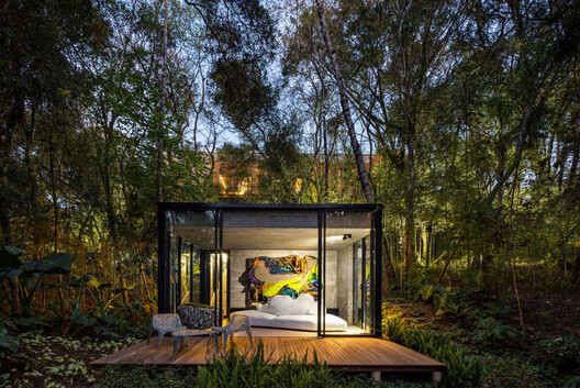 House 17-JB / Luiz Volpato Arquitetura - Image 22 of 38