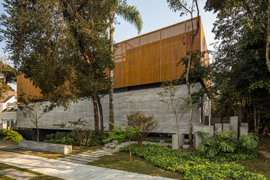 House 17-JB / Luiz Volpato Arquitetura - Image 23 of 38