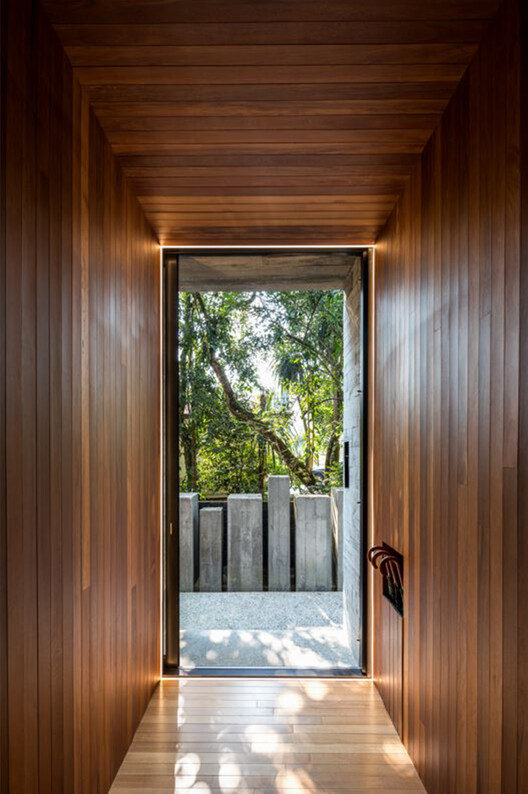 House 17-JB / Luiz Volpato Arquitetura - Image 25 of 38
