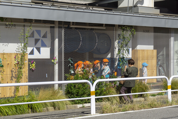 Elevated Infrastructure and Public Space: Reclaiming the Ground Below - Image 2 of 21