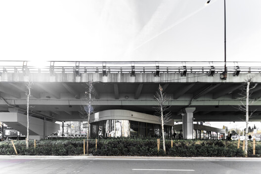 Elevated Infrastructure and Public Space: Reclaiming the Ground Below - Image 6 of 21