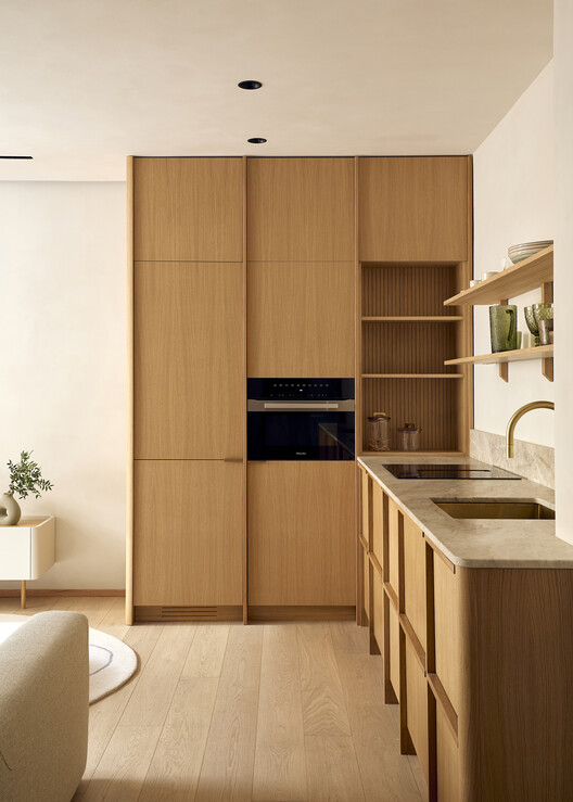 Apartamento Bernabéu / StudioMadera - Fotografía interior, Cocina, Madera, Encimera