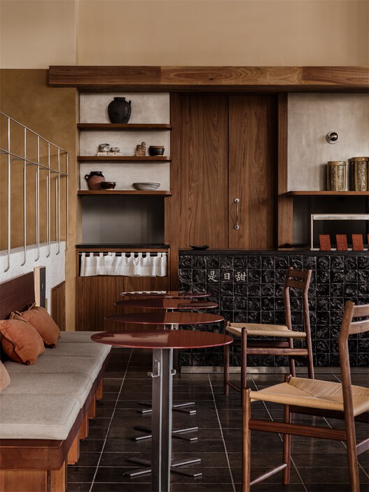 BAN MAA / Geemo Design BAN MAA / Geemo Design - Interior Photography, Wood, Table, Chair