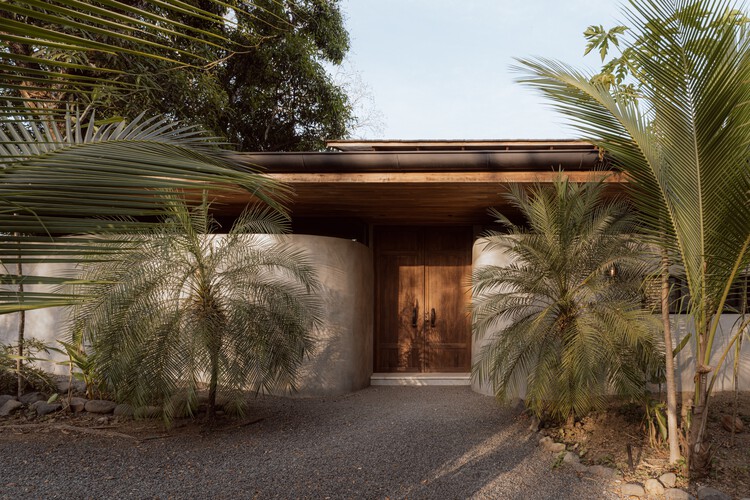 Casa Bersatu / Estudio D3B - Fotografía de exteriores