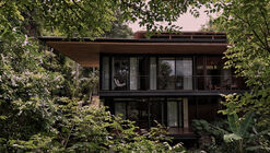 Casa Bersatu / Estudio D3B