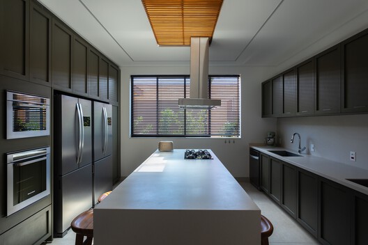 GLG Residence / Ximenes Leite Arquitetura - Interior Photography, Kitchen, Countertop, Wood, Lighting