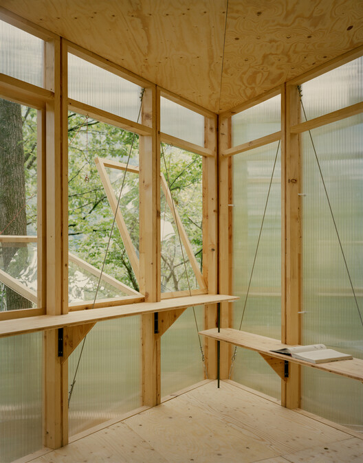 Writing Cabin / Olin Petzold Writing Cabin / Olin Petzold - Image 5 of 11