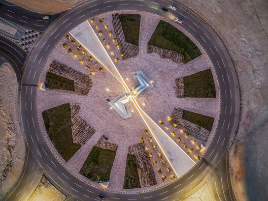 When Sculpture Becomes Discourse: Reflections on Mujassam Watan When Sculpture Becomes Discourse: Reflections on Mujassam Watan - Image 4 of 12