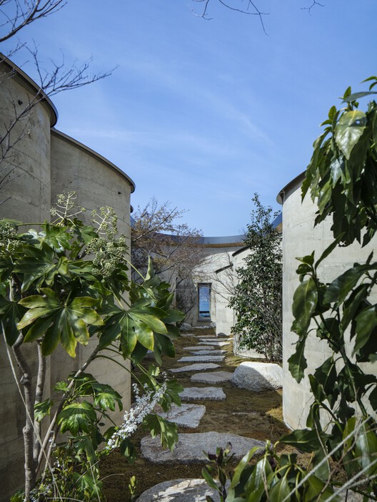 Not a Hotel Setouchi Resort / BIG - Image 3 of 26