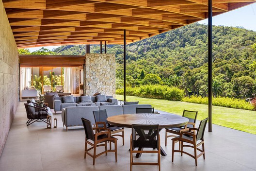 Casa JCA / Magarão + Lindenberg Arq - Fotografia de Interiores, Sala de Jantar, Viga