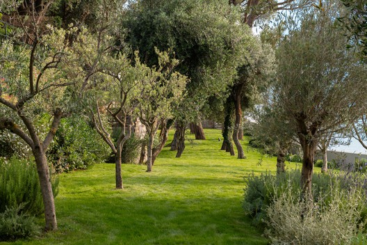 Villa in Recco / Gosplan + Giordano Hadamik Architects + caarpa + studio.skey - Image 27 of 36