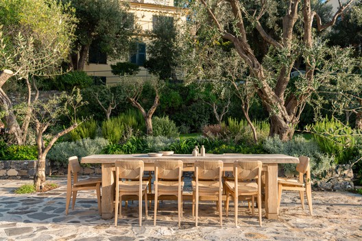 Villa in Recco / Gosplan + Giordano Hadamik Architects + caarpa + studio.skey - Exterior Photography, Wood, Chair