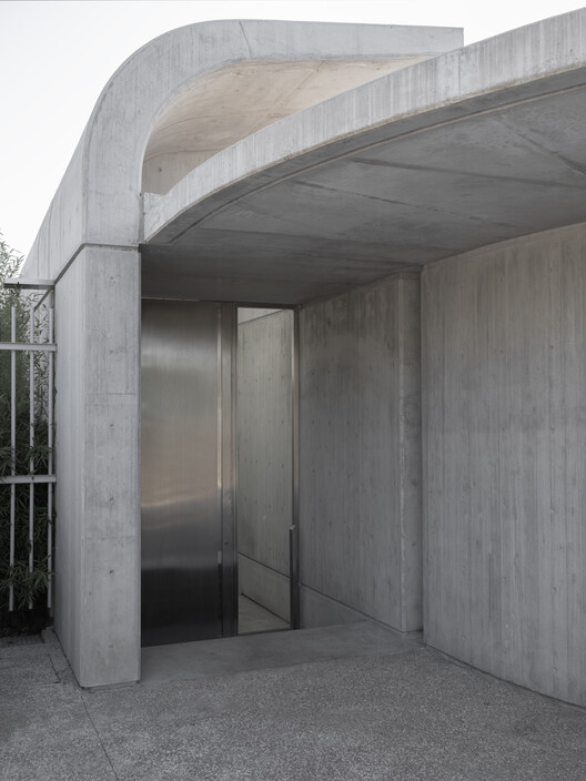 Capsule Retreat: Building Through Process in Lebanon’s Mountain Landscape Capsule Retreat: Building Through Process in Lebanon’s Mountain Landscape - Image 11 of 13