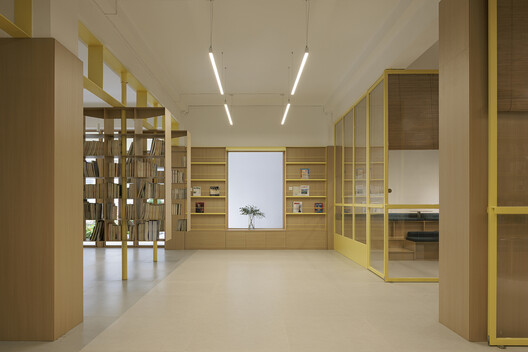 Renovation Design of the Library, Chengdu Shude Experimental Middle School / Modum Atelier Renovation Design of the Library, Chengdu Shude Experimental Middle School / Modum Atelier - Image 19 of 32