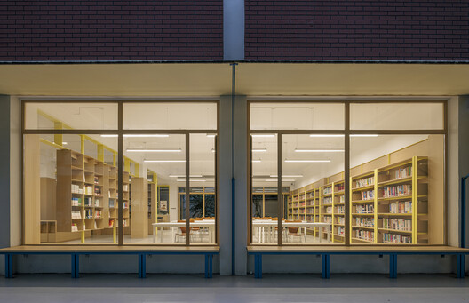 Renovation Design of the Library, Chengdu Shude Experimental Middle School / Modum Atelier Renovation Design of the Library, Chengdu Shude Experimental Middle School / Modum Atelier - Image 23 of 32