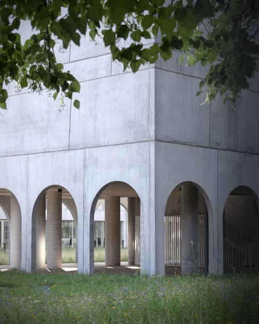 The Babel Community - Coliving Residence  / D'HOUNDT+BAJART Architectes&associés - Exterior Photography, Arch, Concrete, Column, Arcade