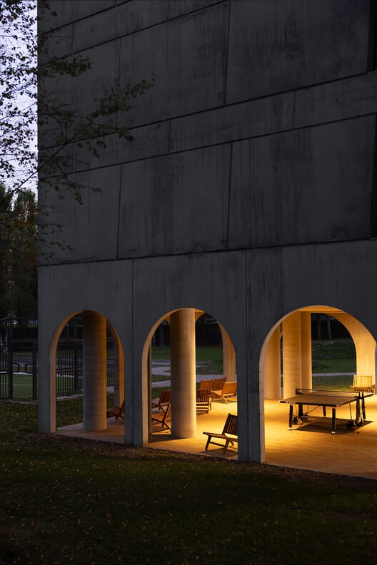 The Babel Community - Coliving Residence  / D'HOUNDT+BAJART Architectes&associés - Exterior Photography, Arch, Concrete, Arcade