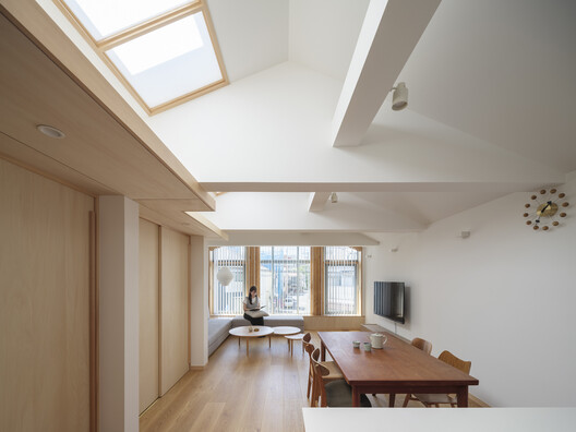 A House, Resident and Milk Delivery Service / Meguro Architecture Laboratory A House, Resident and Milk Delivery Service / Meguro Architecture Laboratory - Interior Photography, Wood, Chair