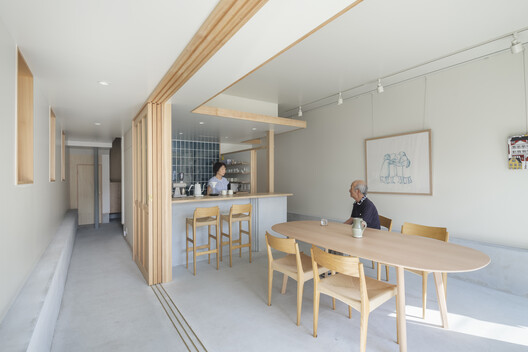 A House, Resident and Milk Delivery Service / Meguro Architecture Laboratory A House, Resident and Milk Delivery Service / Meguro Architecture Laboratory - Interior Photography, Dining room, Wood, Glass, Chair
