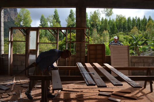 Arquivo: Deconstruction and Material Reuse for a Circular Architecture Arquivo: Deconstruction and Material Reuse for a Circular Architecture - Image 3 of 15