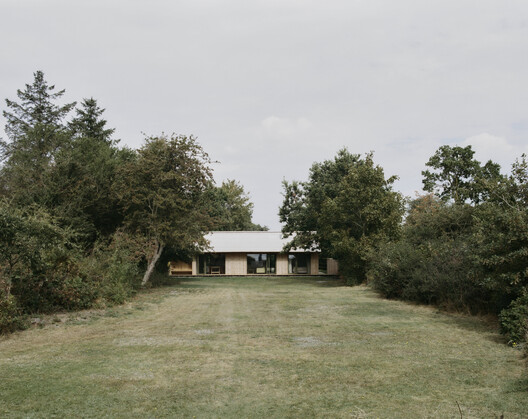 Stenkløvervej Vacation House / Filip Karl Edward Arkitektur Stenkløvervej Vacation House / Filip Karl Edward Arkitektur - Exterior Photography, Garden