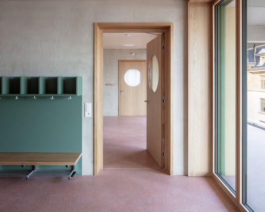 Collège des Parcs School Extension and two Sport Halls / Stoa architectes Collège des Parcs School Extension and two Sport Halls / Stoa architectes - Image 4 of 25