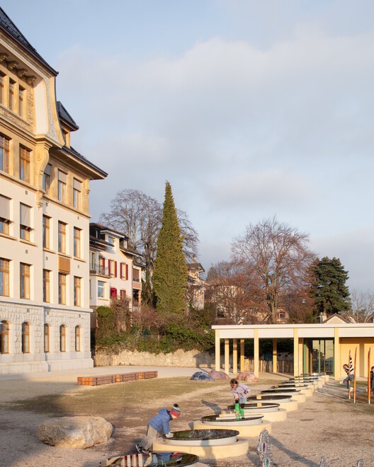 Collège des Parcs School Extension and two Sport Halls / Stoa architectes Collège des Parcs School Extension and two Sport Halls / Stoa architectes - Exterior Photography, Facade