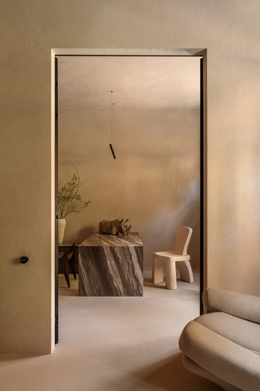 Artistic Office of a Notary / Dolgopiatova Interior Design - Interior Photography