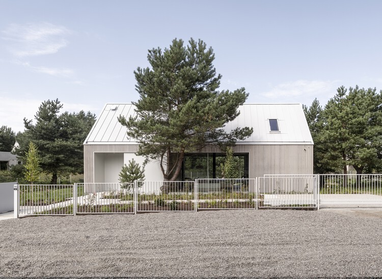 Kownatki Lake House  / Archmondo - More Images