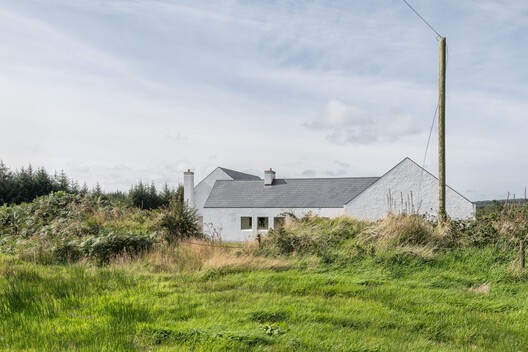 Gort Uí Ghaoithín / Fuinneamh Workshop Architects - Exterior Photography