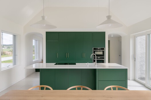 Gort Uí Ghaoithín / Fuinneamh Workshop Architects - Interior Photography, Kitchen, Wood, Countertop