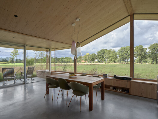 House in the Meadow / Team Tonbo - Interior Photography, Dining room, Wood, Chair, Beam