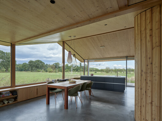 House in the Meadow / Team Tonbo - Interior Photography, Wood, Beam