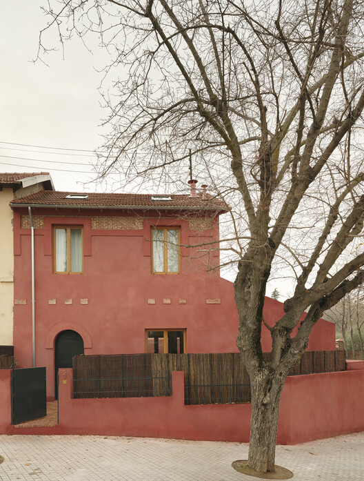 The House of the Green Pond / aceboXalonso studio - Exterior Photography, Wood, Door, Concrete