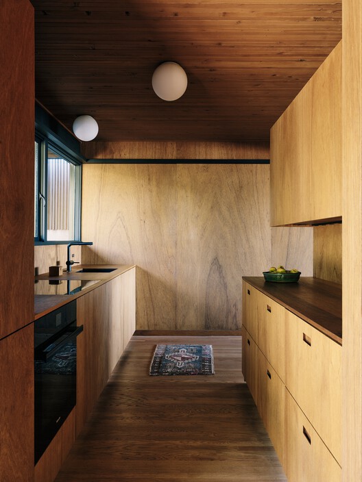 Creston House / Mork-Ulnes Architects  - Interior Photography, Kitchen, Wood, Countertop