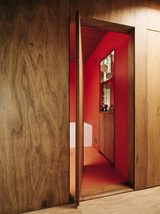 Creston House / Mork-Ulnes Architects  - Image 5 of 23