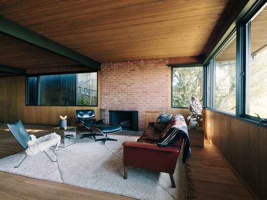 Creston House / Mork-Ulnes Architects  - Interior Photography, Living Room, Wood, Chair