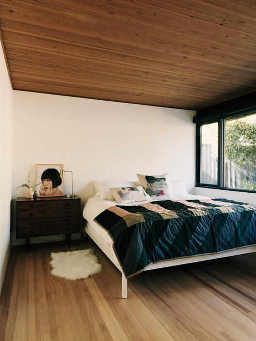Creston House / Mork-Ulnes Architects  - Interior Photography, Bedroom, Bed, Wood, Lighting