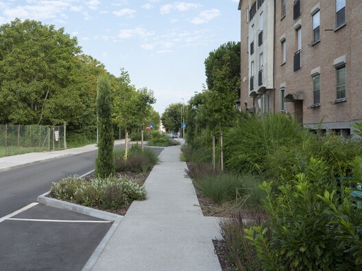 Frank Lloyd Wright’s Fallingwater Restoration and Salone del Mobile.Milano 2026: This Week’s Review Frank Lloyd Wright’s Fallingwater Restoration and Salone del Mobile.Milano 2026: This Week’s Review - Image 11 of 35