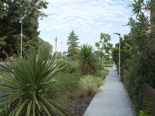 Frank Lloyd Wright’s Fallingwater Restoration and Salone del Mobile.Milano 2026: This Week’s Review Frank Lloyd Wright’s Fallingwater Restoration and Salone del Mobile.Milano 2026: This Week’s Review - Image 10 of 35