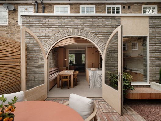 Islington House  / Architecture for London + Hamish Vincent Design - Interior Photography, Wood, Arch, Brick, Chair, Beam, Arcade