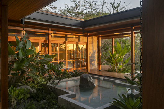 Casa Milagros / Garton Group Architecture  - Imagen 7 de 19