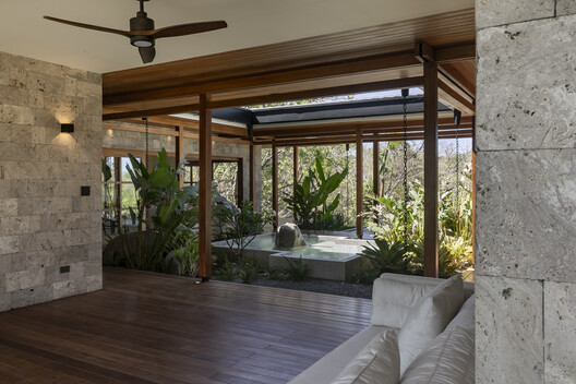 Casa Milagros / Garton Group Architecture  - Fotografía interior, Madera, Vidrio, Fijación Vigas