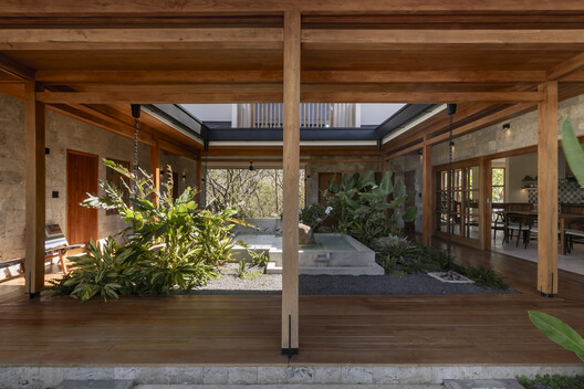 Casa Milagros / Garton Group Architecture  - Imagen 6 de 19