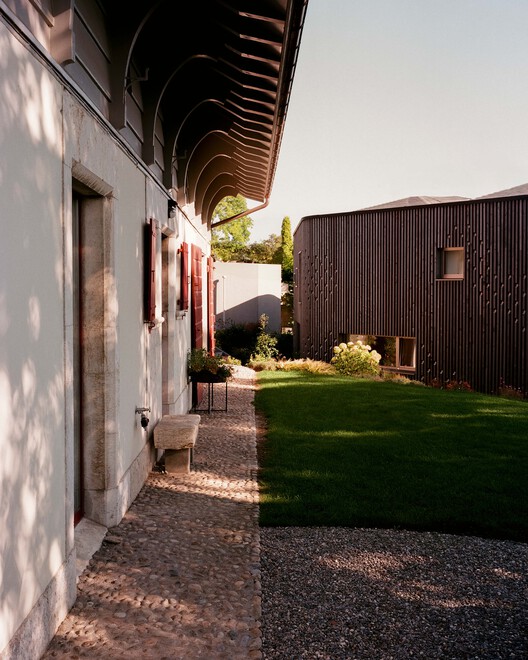 Bellevue Villa / G8A Architecture & Urban Planning Bellevue Villa / G8A Architecture & Urban Planning - Exterior Photography, Garden, Concrete, Courtyard