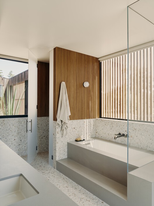 Moksha House / SAW // Spiegel Aihara Workshop - Image 19 of 27