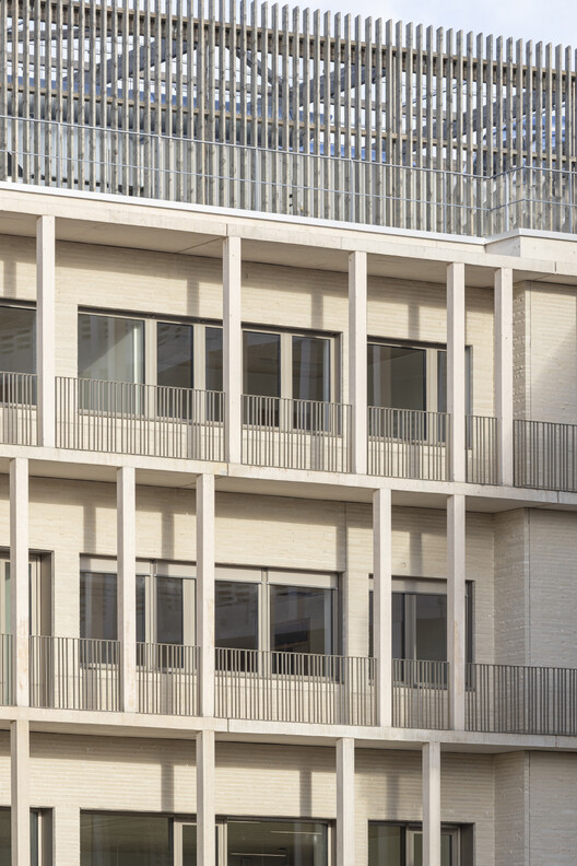 Paramedical Training Institute and Parking Structure / VIB Architecture - Image 8 of 22