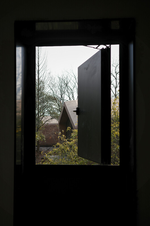 Houses of Stealth (Tonglu Senbo Resort) / SpActrum - Image 26 of 43